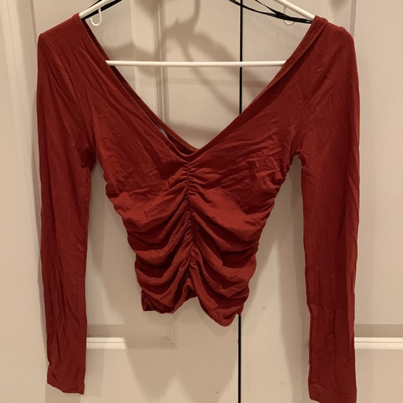 So Flattering! Rust Forever 21 Gathered Stretch Top — Small - Picture 3 of 10